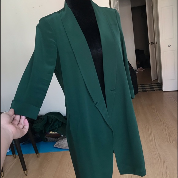 Windbreaker - Picture 3 of 3